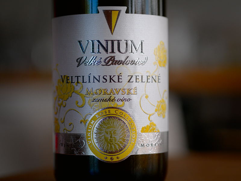 Vinium Velké Pavlovice Veltlínské zelené Moravské zemské víno